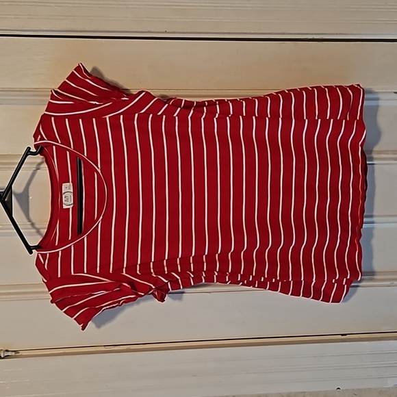 Maurices Red White Striped Double Ruffled Sleeve Top Medium - Picture 1 of 9